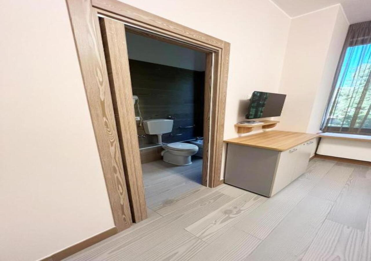 Sissi Comfort Rooms Foresteria Lombarda Monza Dış mekan fotoğraf